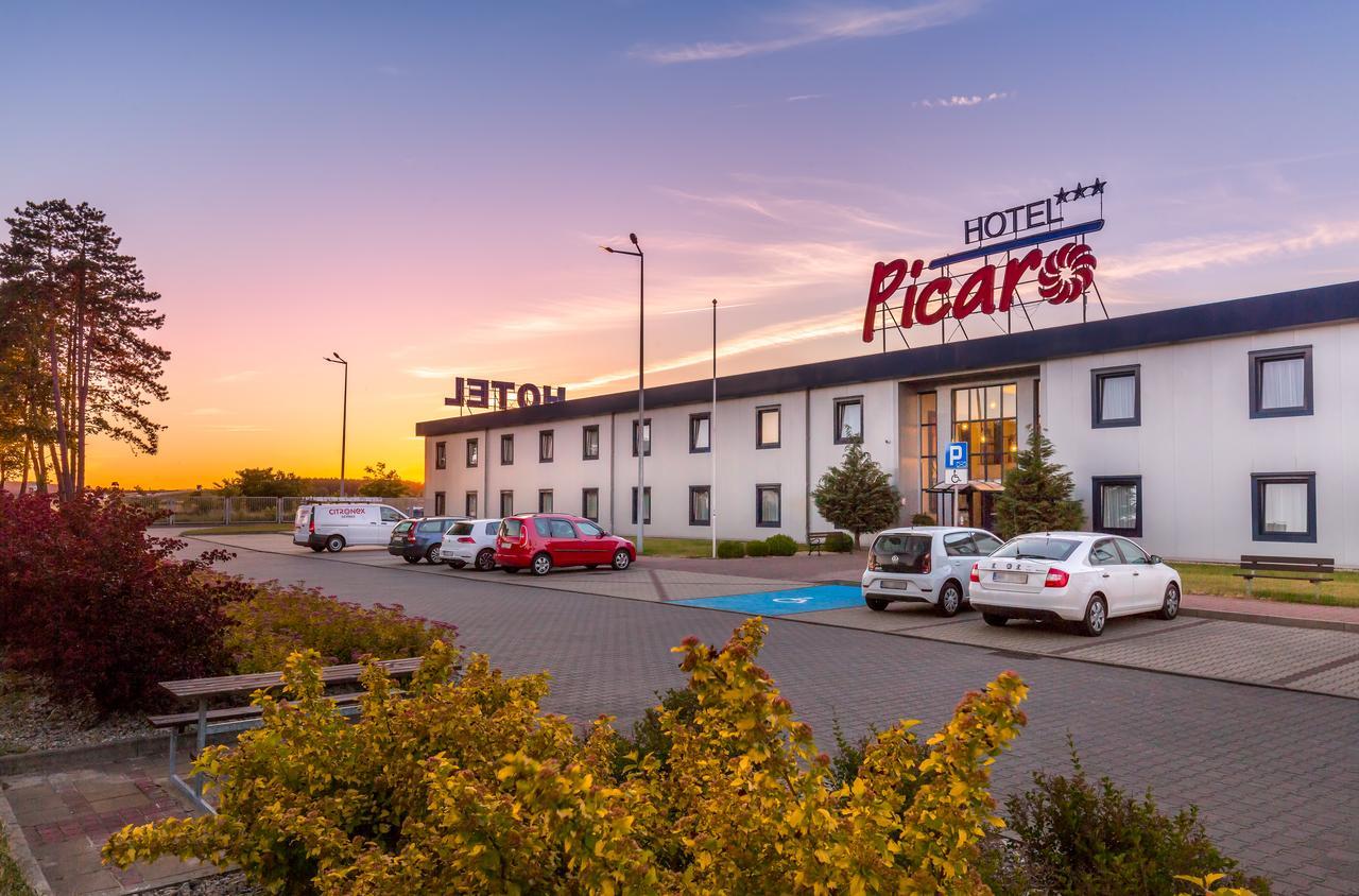 Hotel Picaro Stok Łagów Exteriér fotografie