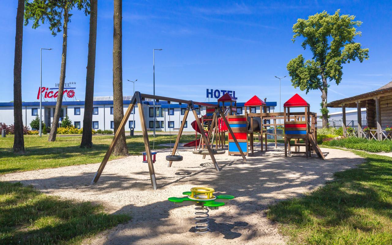 Hotel Picaro Stok Łagów Exteriér fotografie
